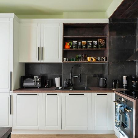 Urban Charm & Comfort - Chic 2Bd In Prime Location By Flat Mаnager Sofia Ngoại thất bức ảnh